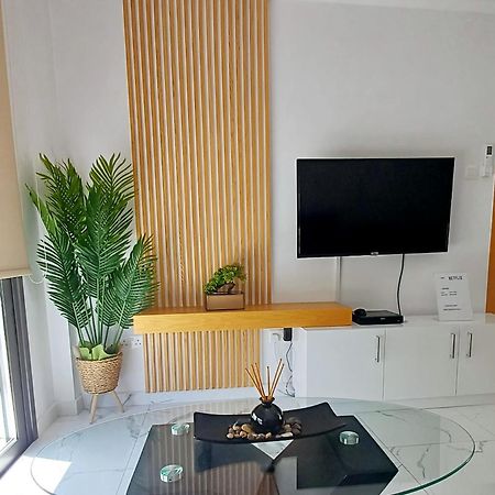 Sea Side Appartment In Kato Paphos Buitenkant foto